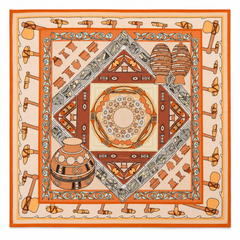Foulard carré 100 % soie 54x54 cm - motif floral crème et orange