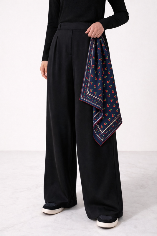 Retro Cherry Print Silk/Wool Scarf – Vintage French Style 60x60 cm