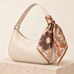 Foulard carré 100 % soie 54x54 cm - motif floral crème et orange